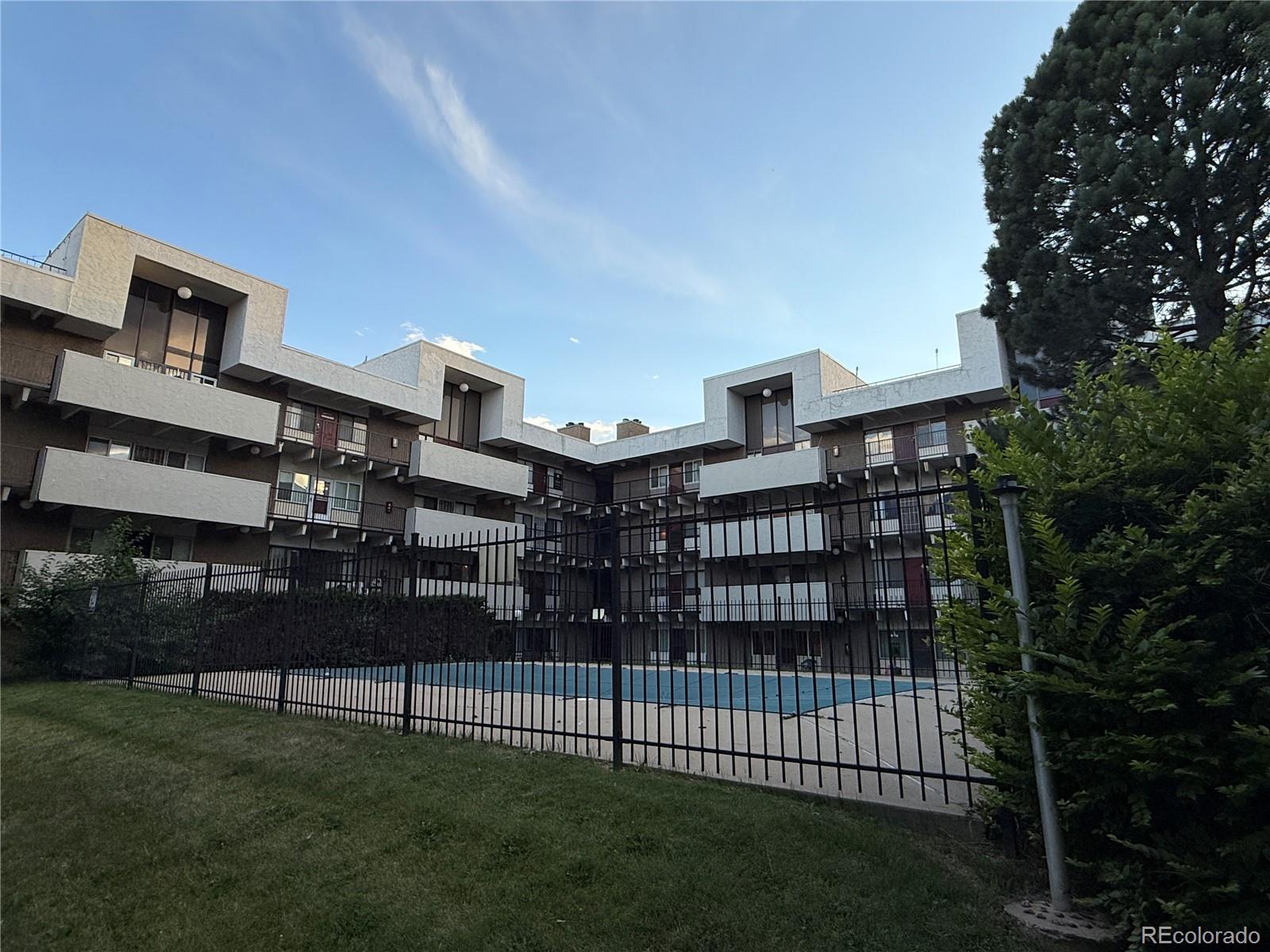 364 S Ironton Street Aurora CO 80012