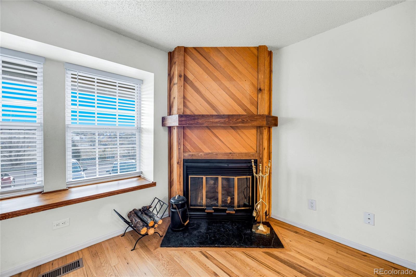 6622 Overland Drive Colorado Springs CO 80919