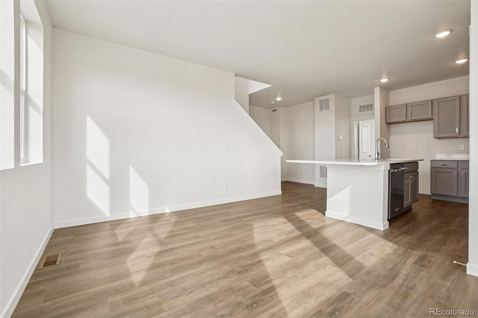 5433 N Eaton Park Way Aurora CO 80019