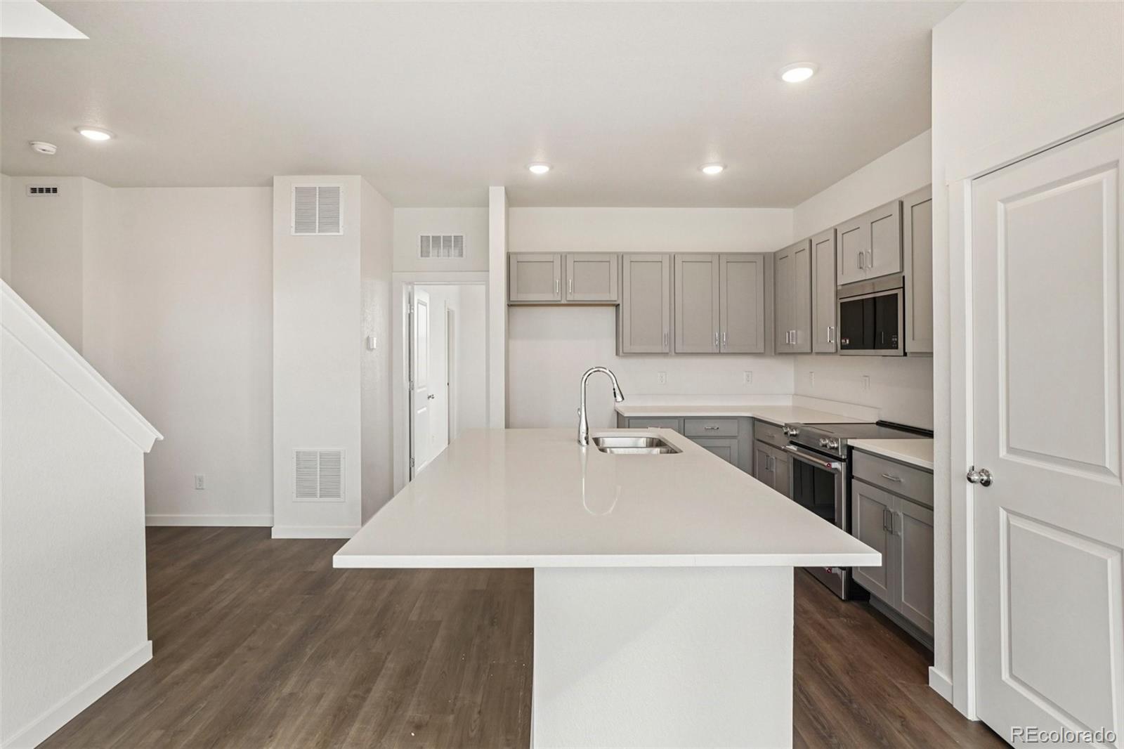 5433 N Eaton Park Way Aurora CO 80019