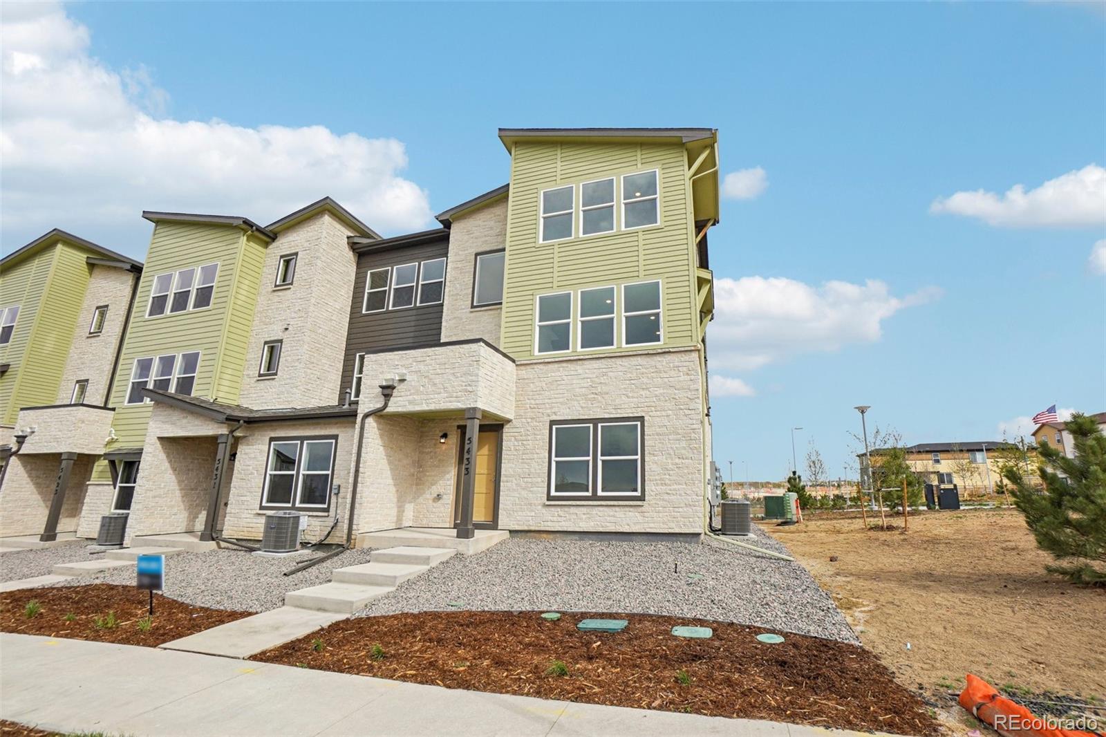 5433 N Eaton Park Way Aurora CO 80019