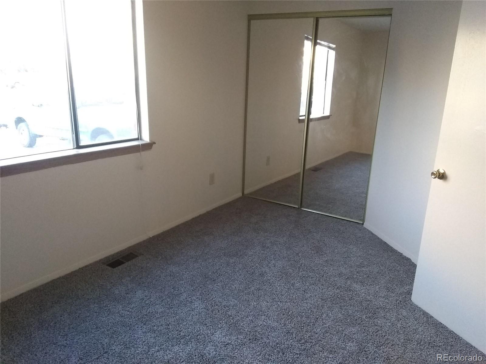 910 S Dawson Way Aurora CO 80012