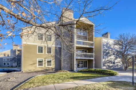 4896 S Dudley Street Littleton CO 80123