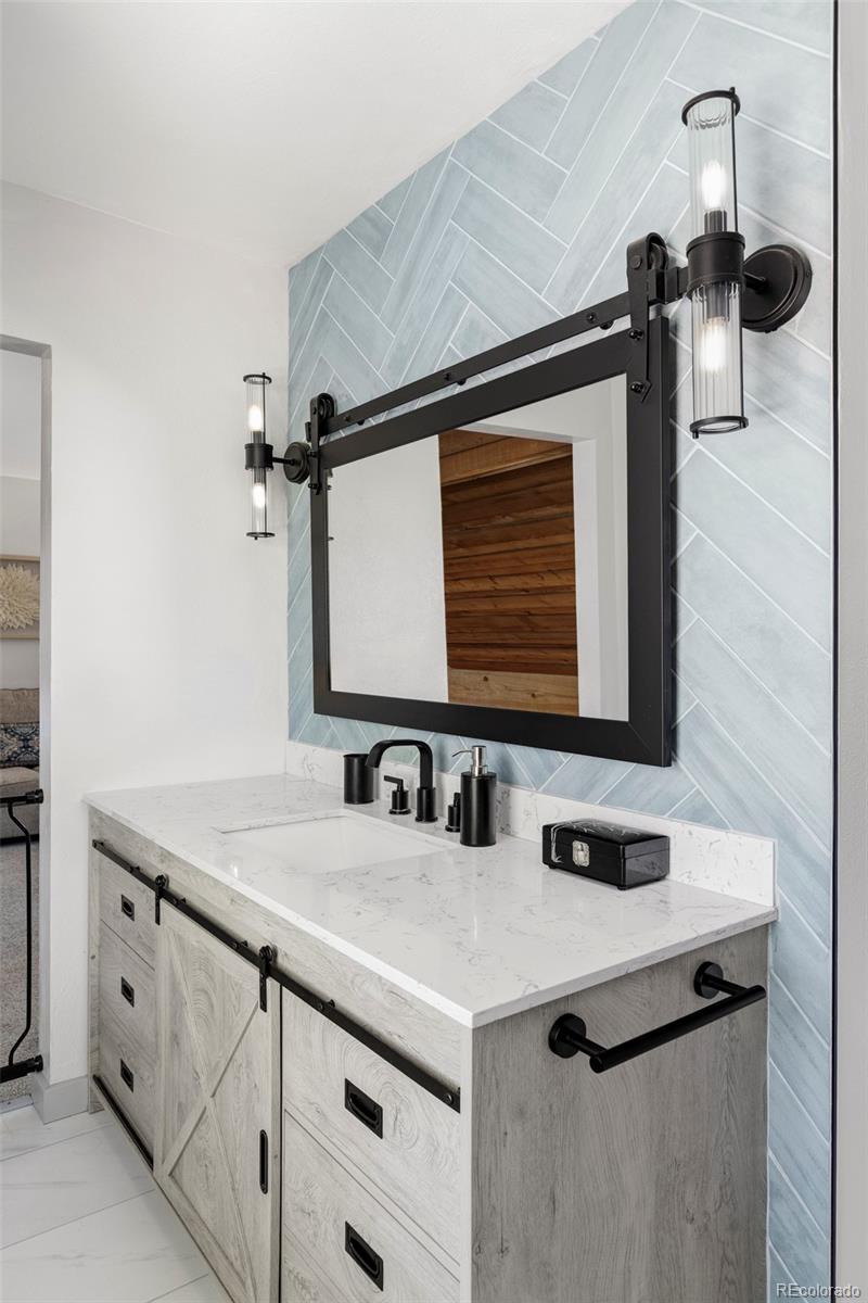 2645 S Xanadu Way Aurora CO 80014