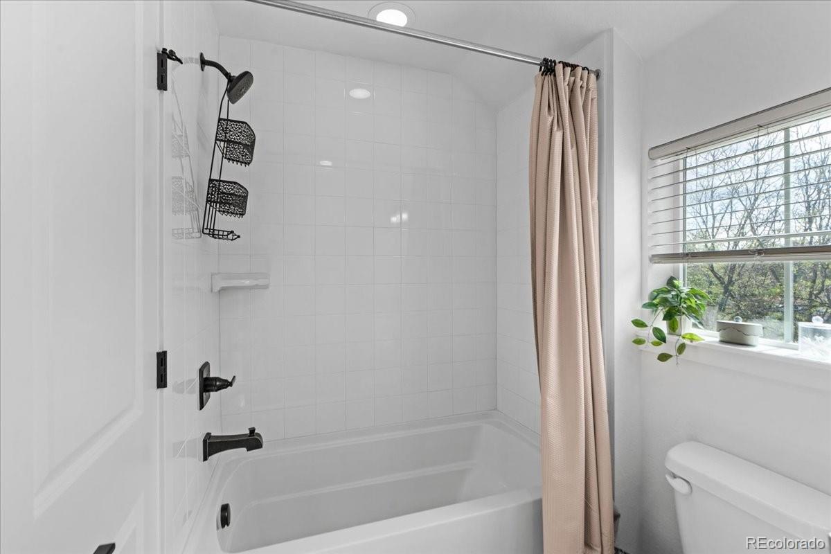 2842 Kendall Street Edgewater CO 80214