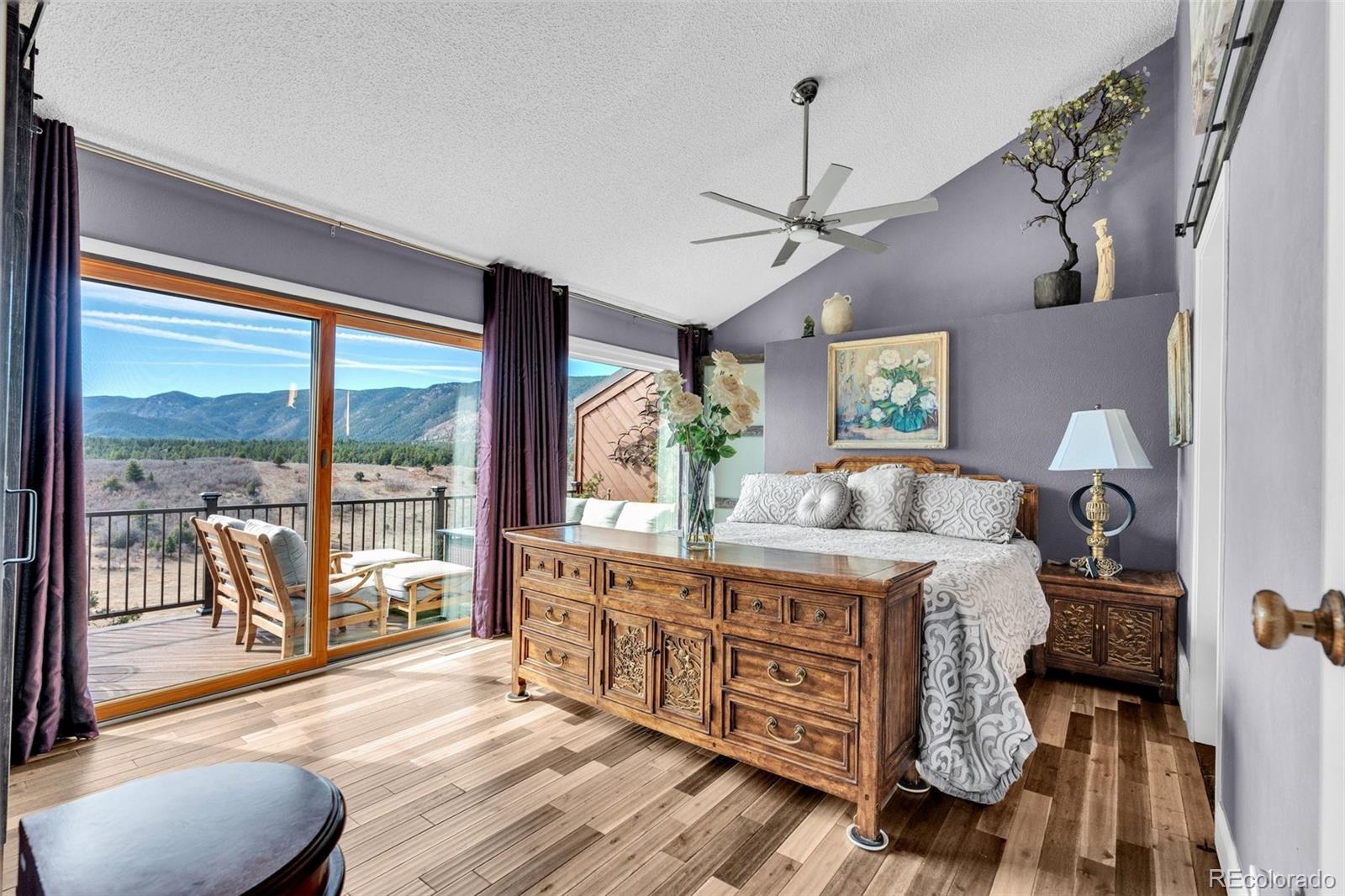 4500 Sentinel Rock Larkspur CO 80118