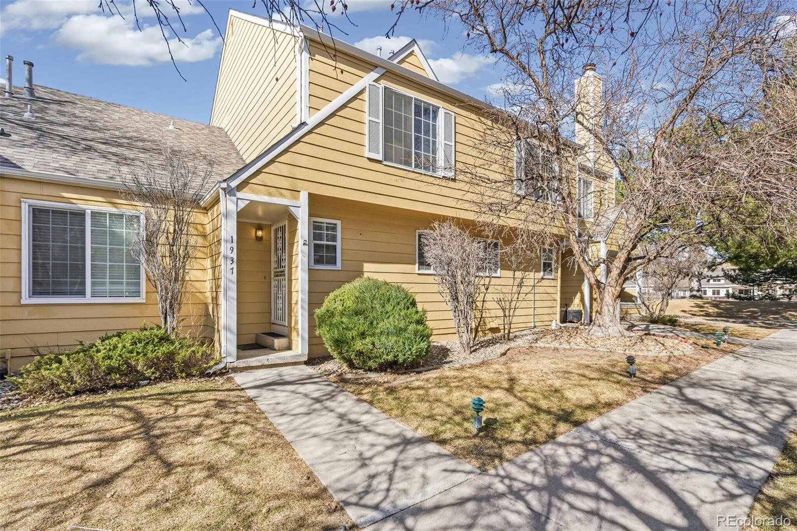 1937 S Balsam Street Lakewood CO 80227