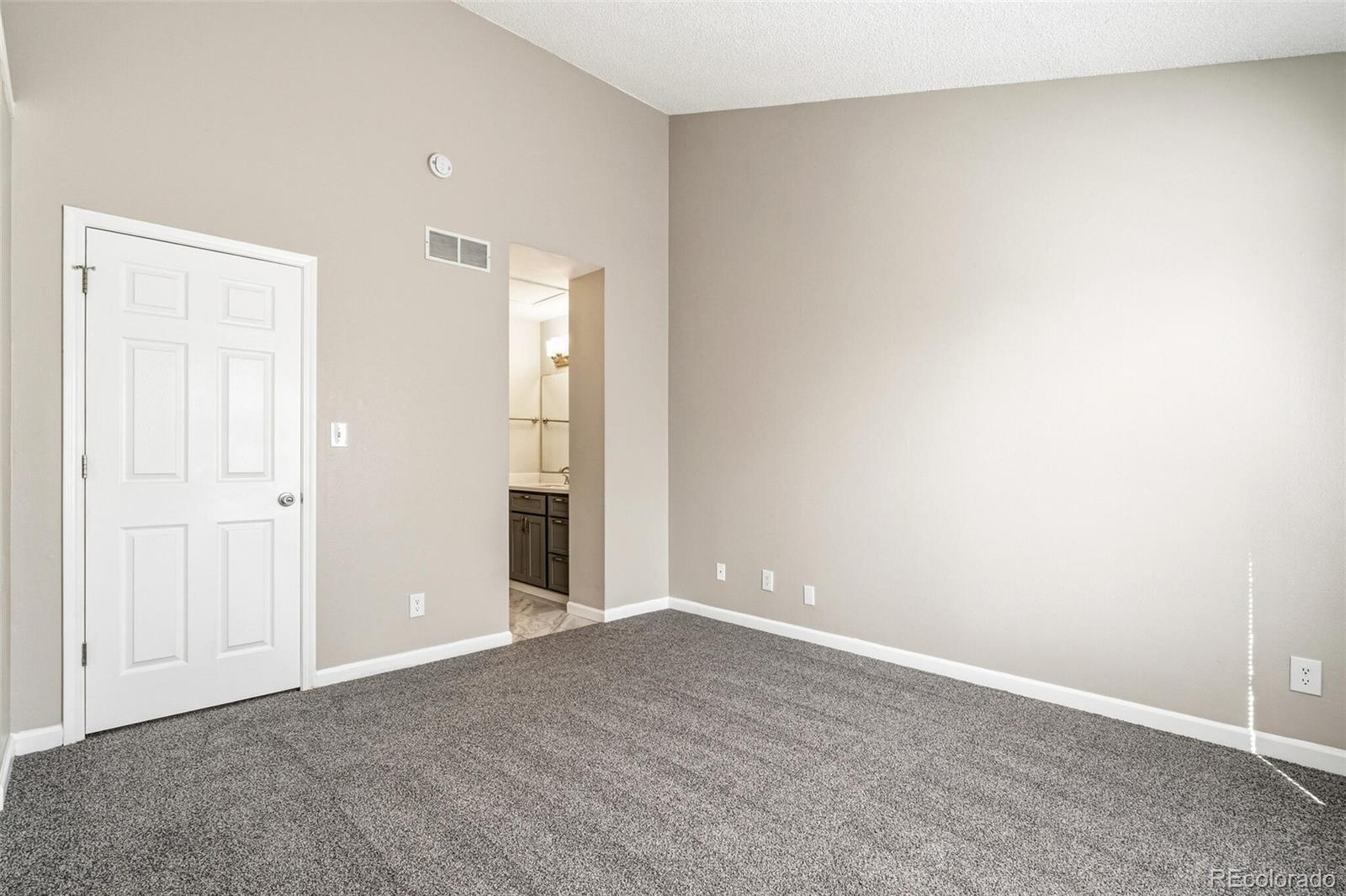 1937 S Balsam Street Lakewood CO 80227