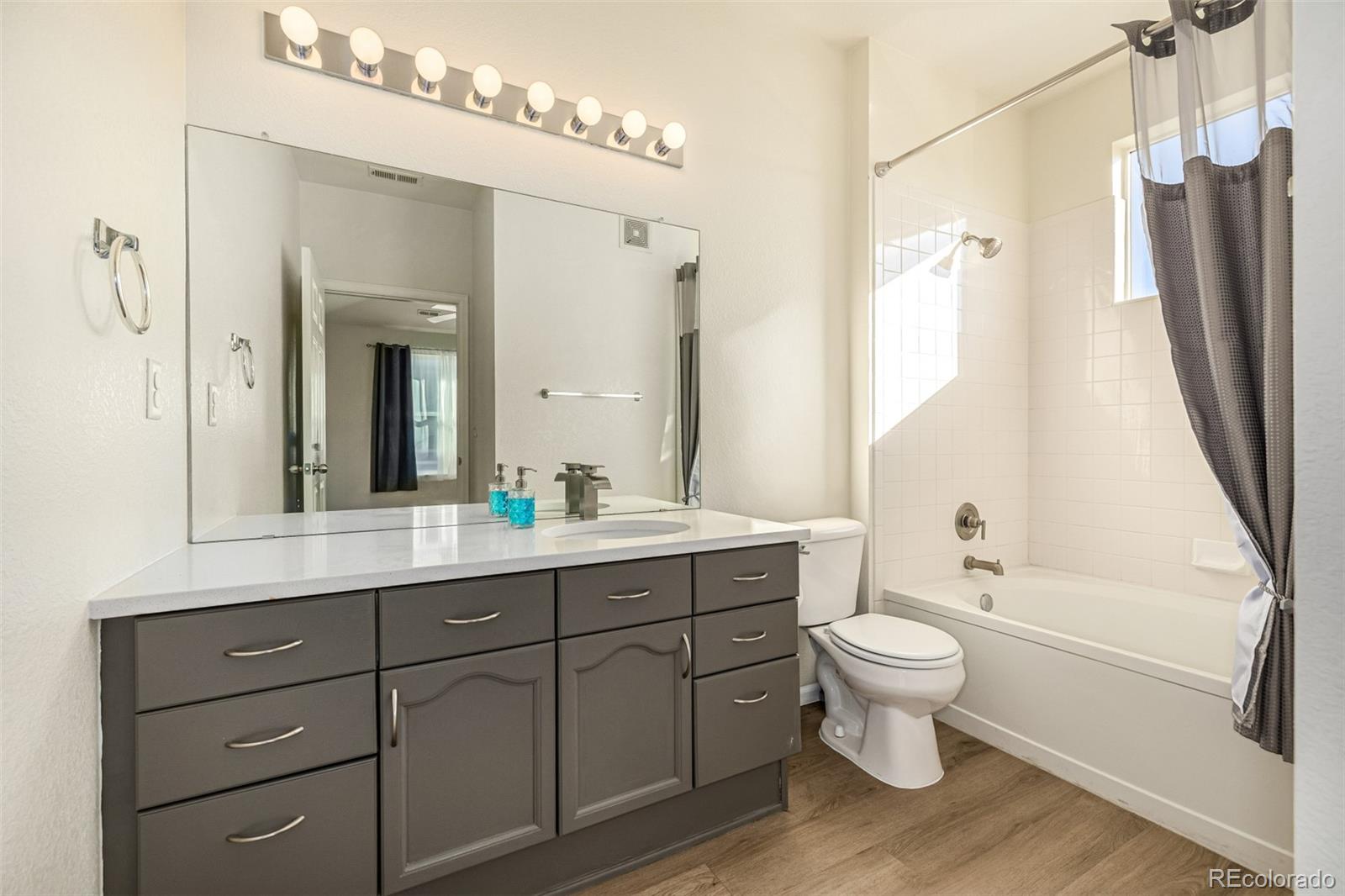 14211 E 1st Drive Aurora CO 80011