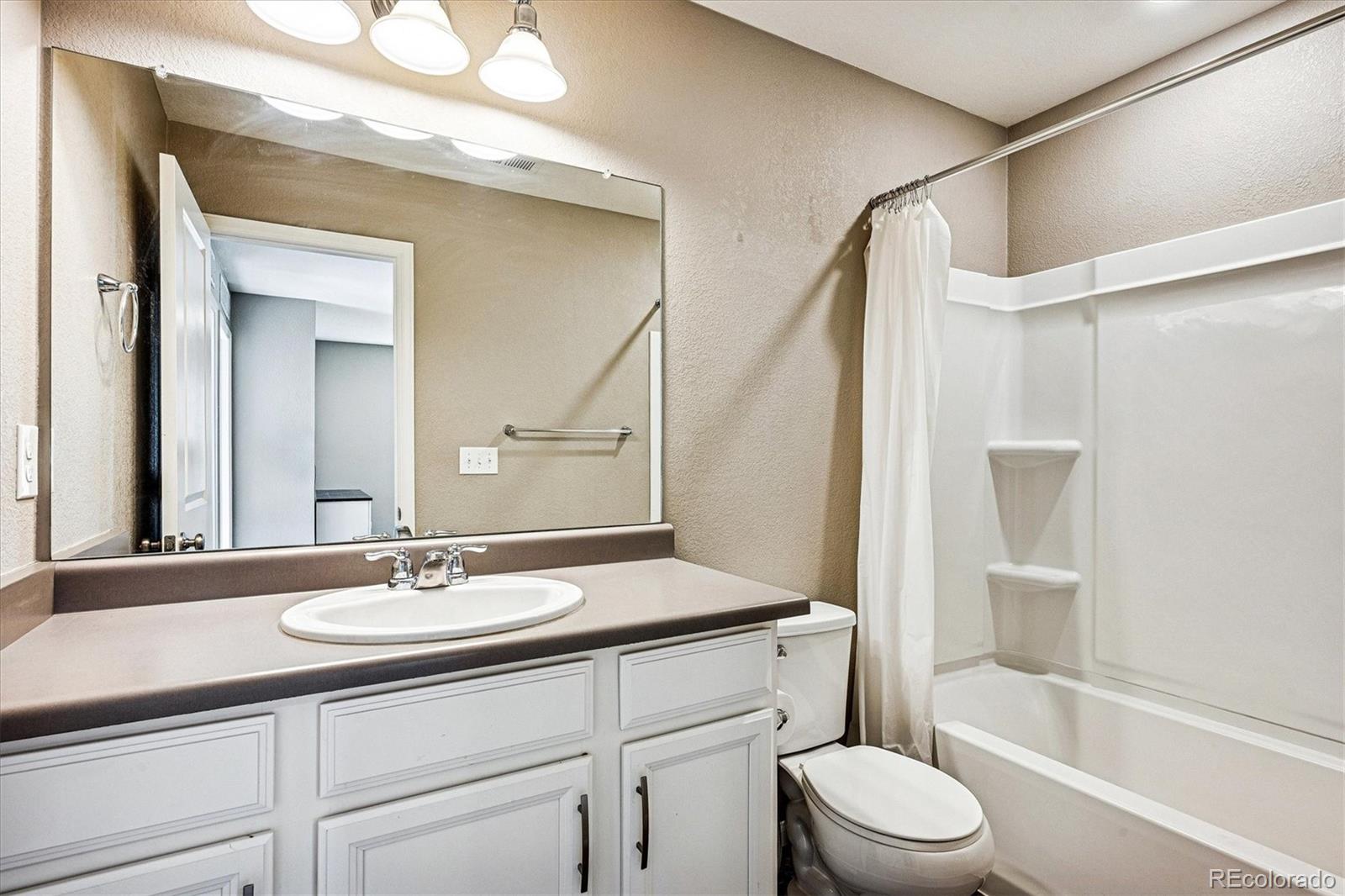 21832 E Quincy Circle Aurora CO 80015