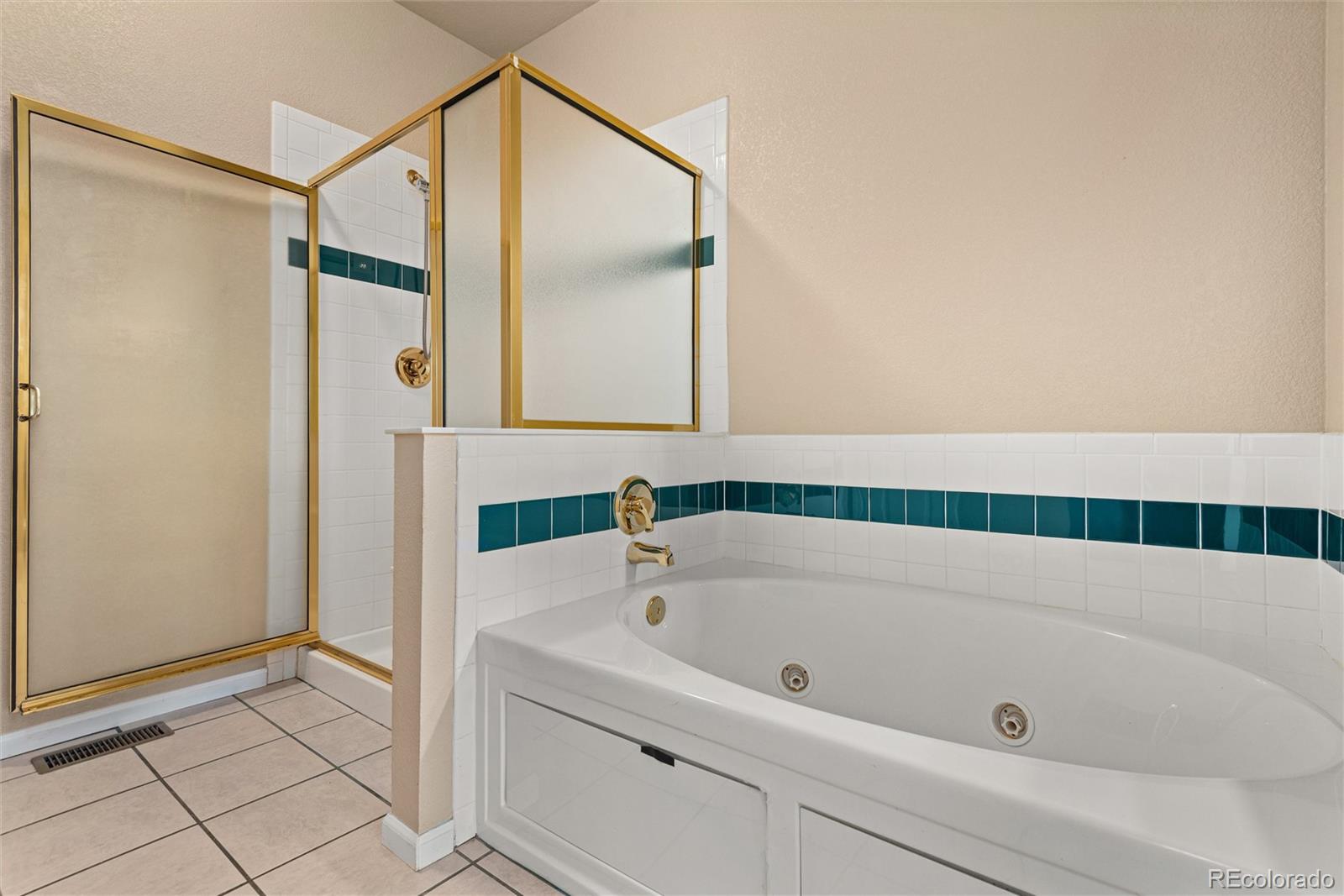 6686 S Reed Way Littleton CO 80123