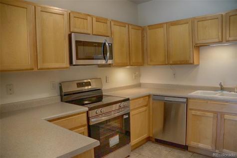 18201 E Greenwood Drive Aurora CO 80013