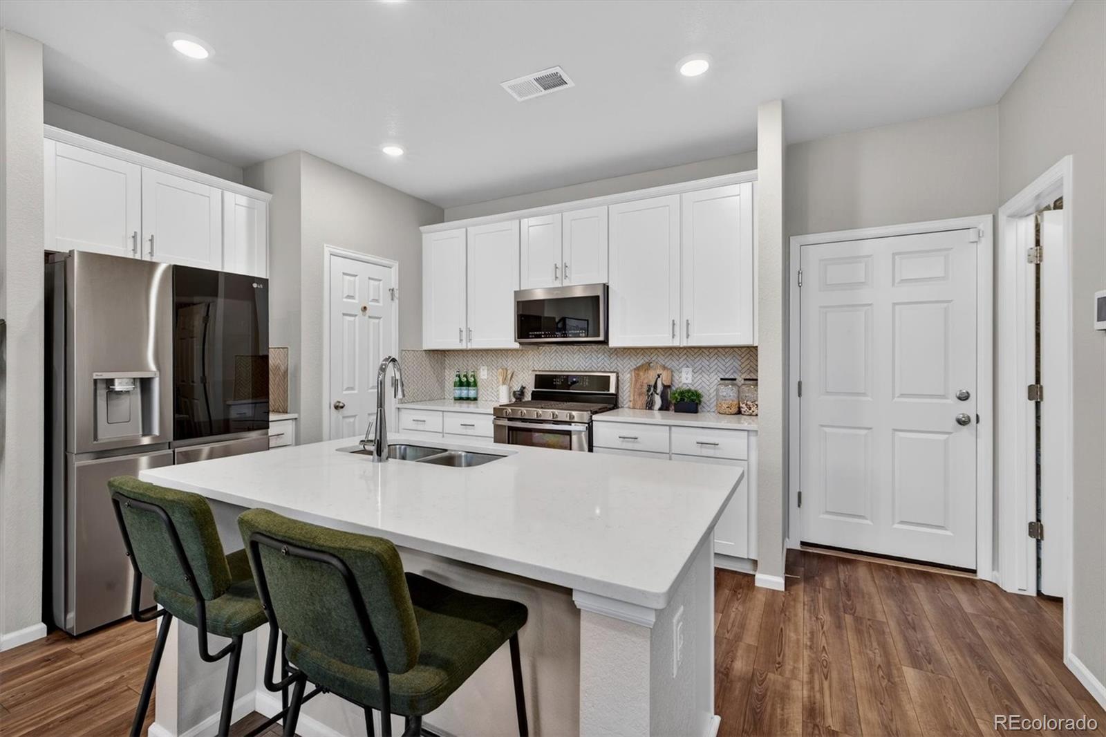 6128 N Lisbon Street Aurora CO 80019