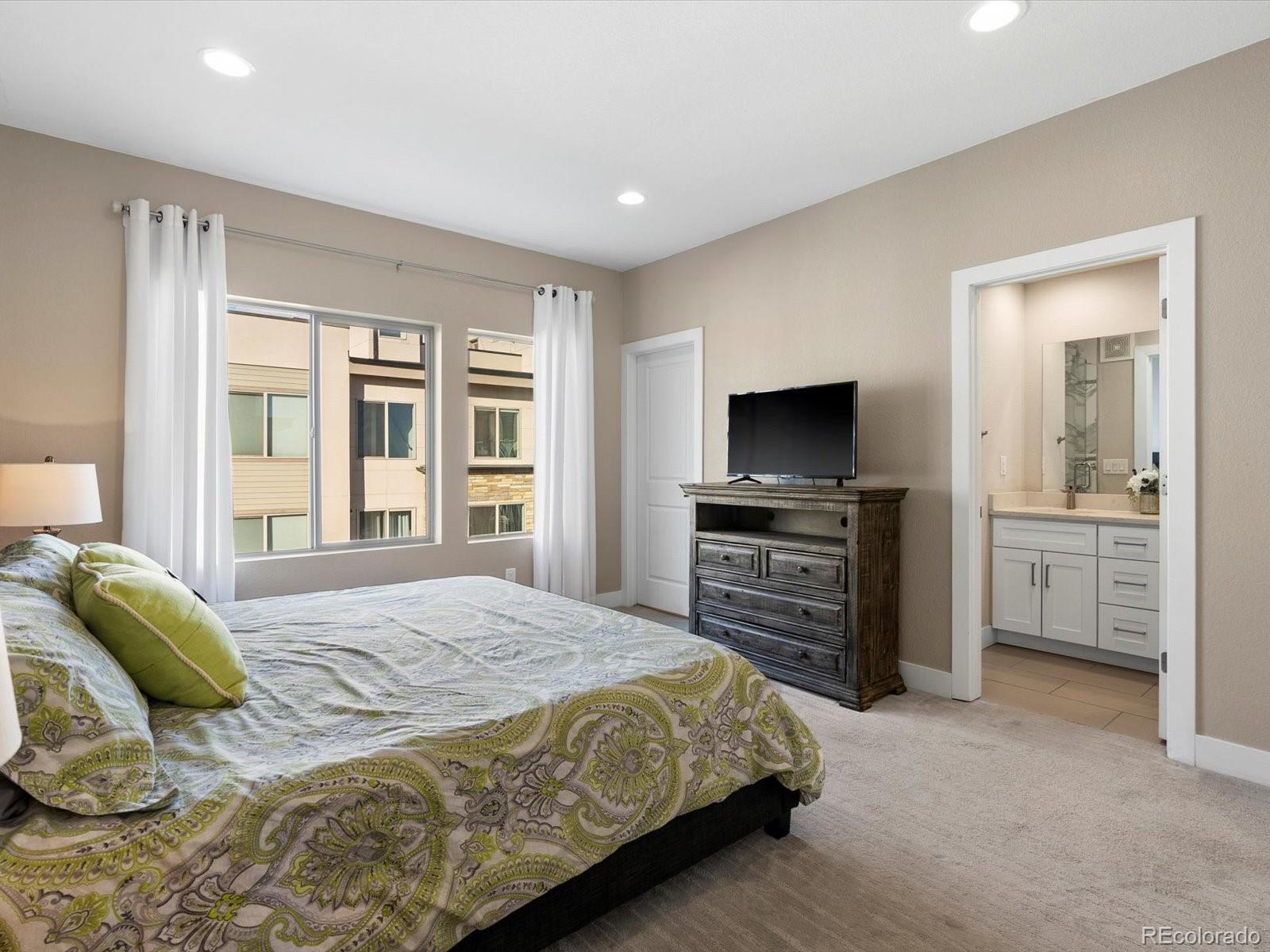 1939 Eaton Street Lakewood CO 80214