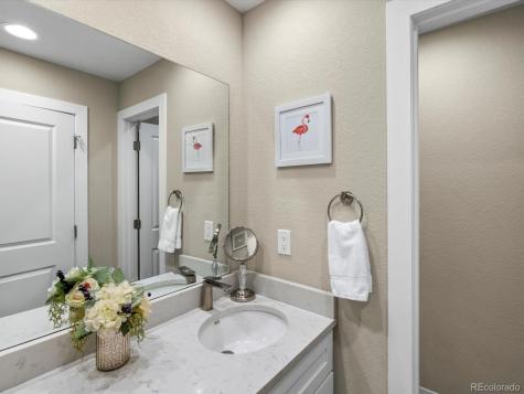 1939 Eaton Street Lakewood CO 80214