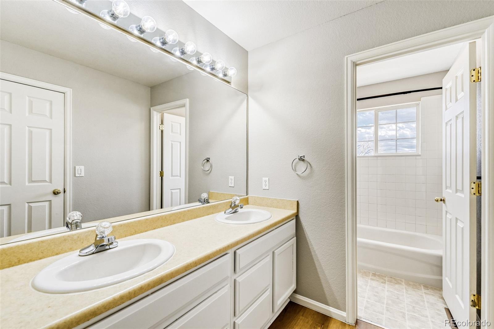 8237 W 54th Avenue Arvada CO 80002