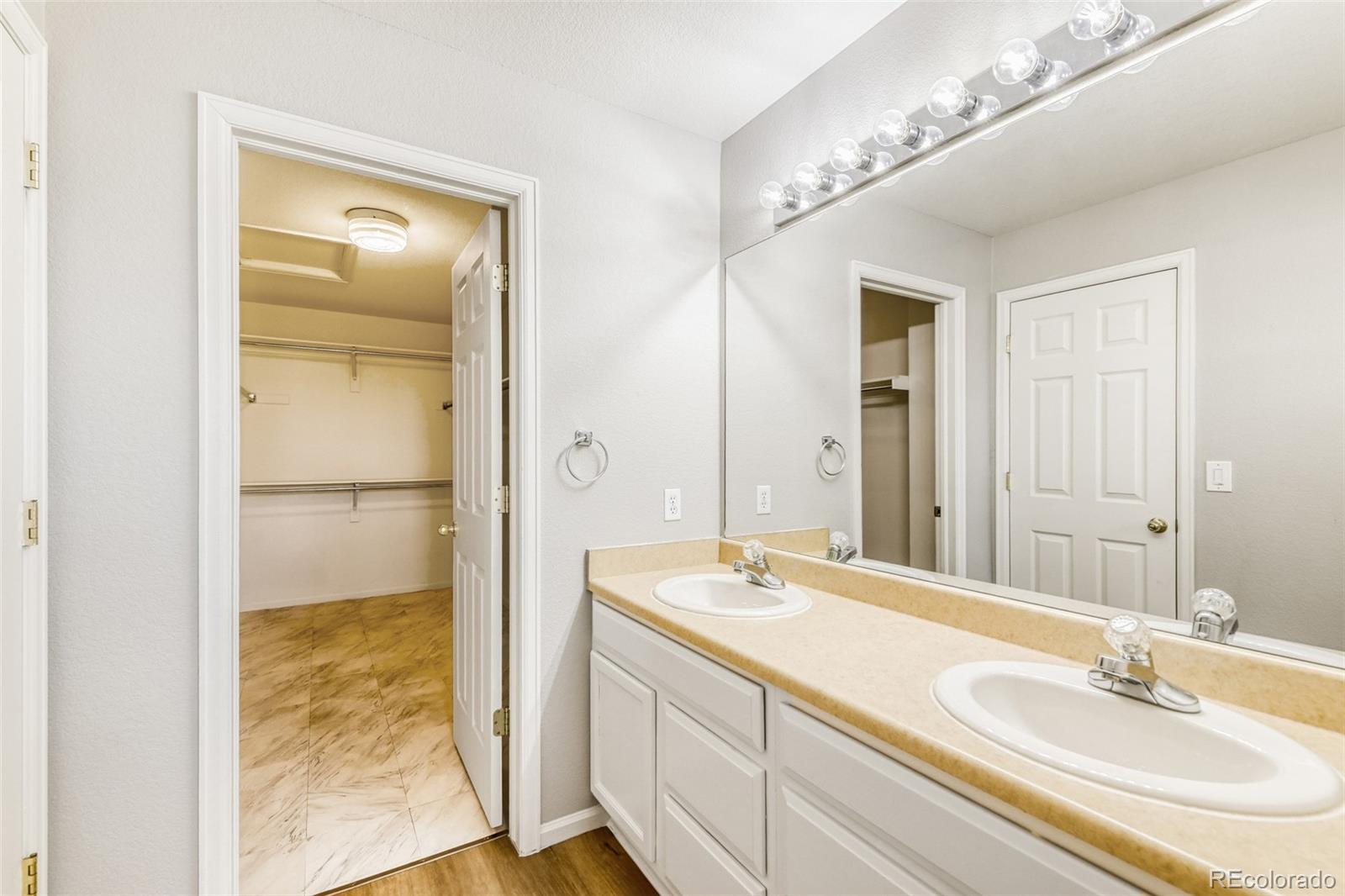 8237 W 54th Avenue Arvada CO 80002