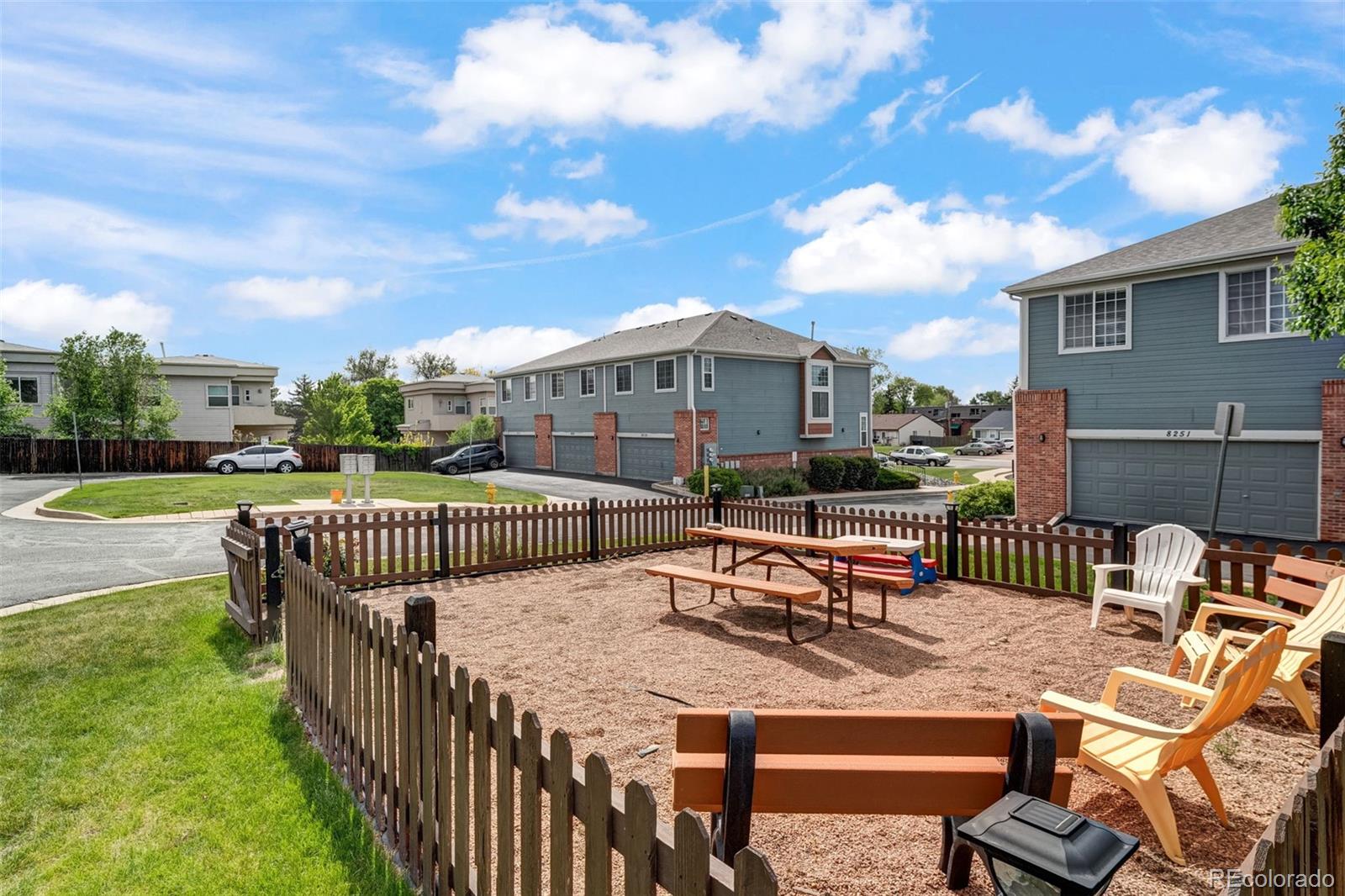 8237 W 54th Avenue Arvada CO 80002