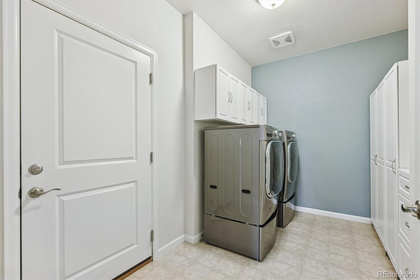 2028 S Flanders Way Aurora CO 80013