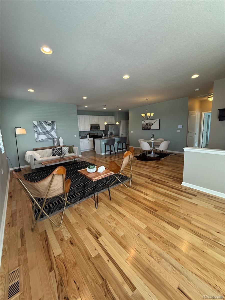 2028 S Flanders Way Aurora CO 80013