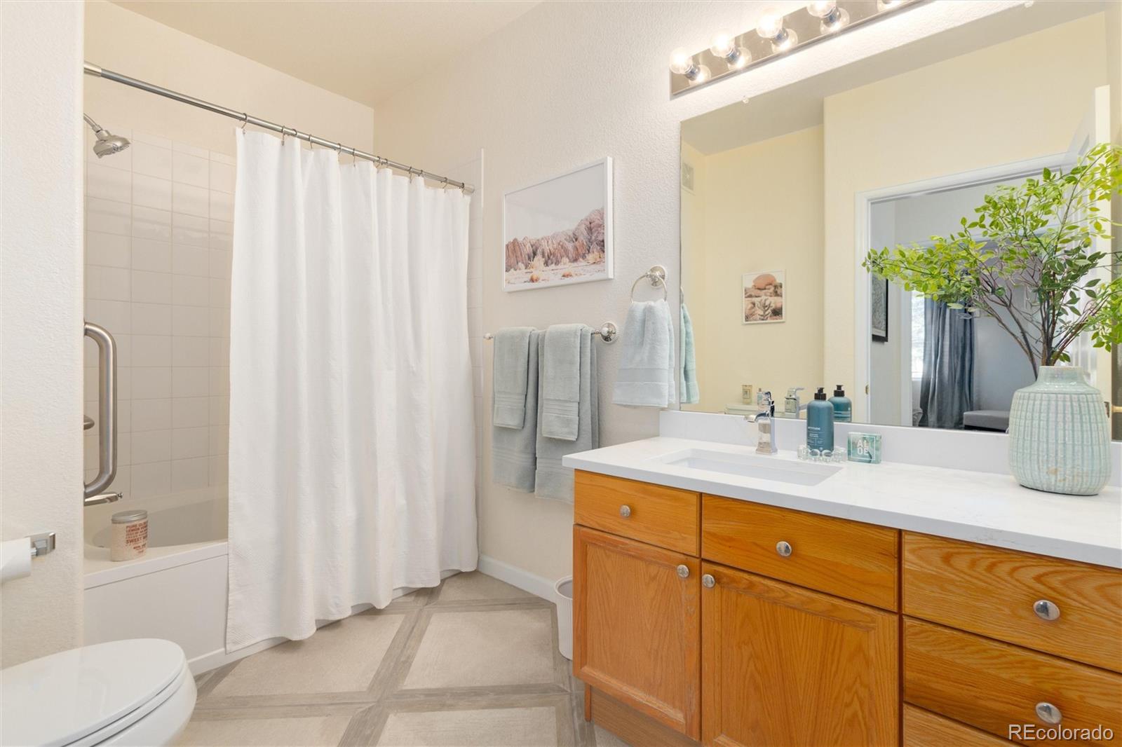 9568 W San Juan Circle Littleton CO 80128