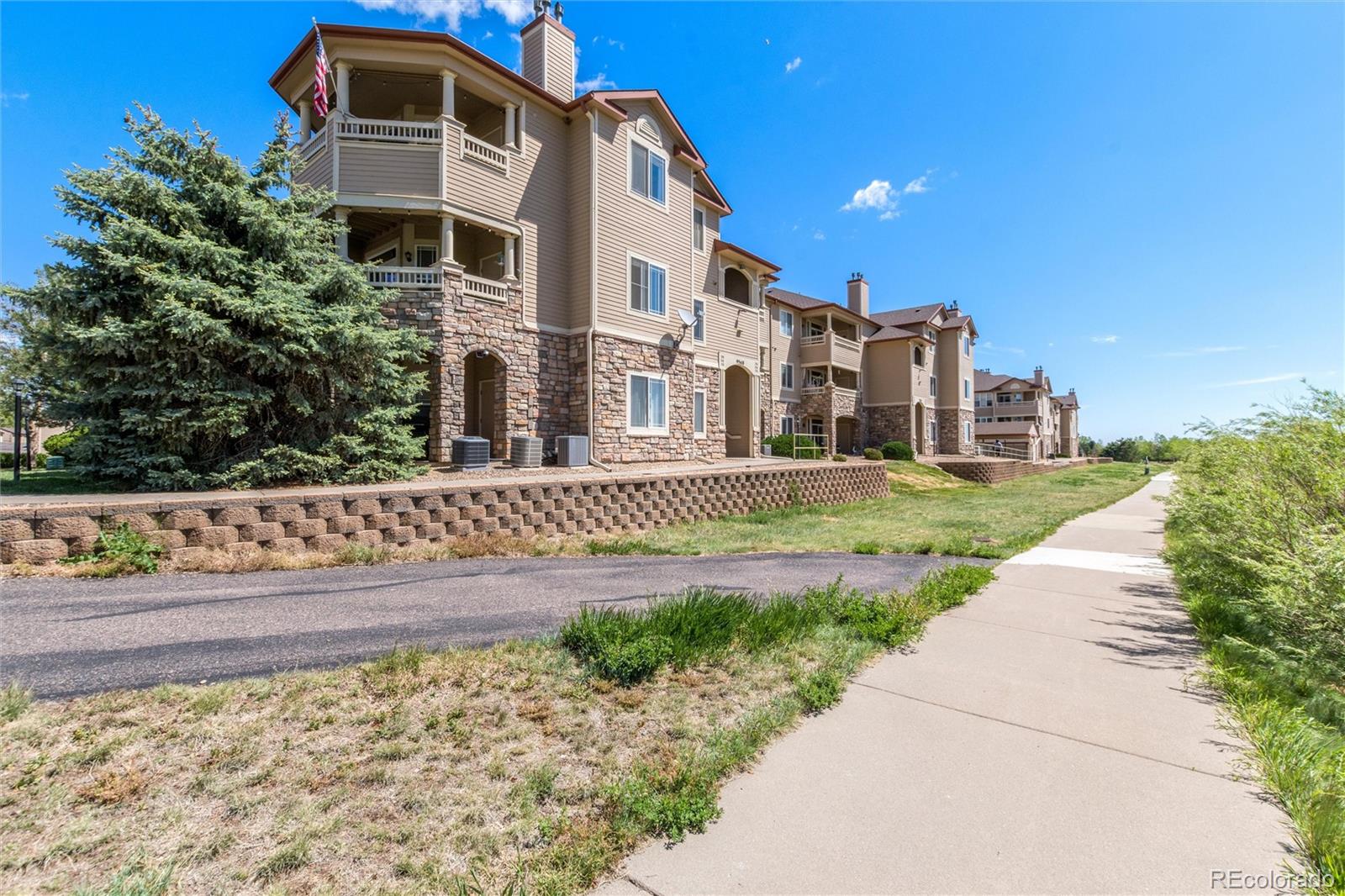 9568 W San Juan Circle Littleton CO 80128