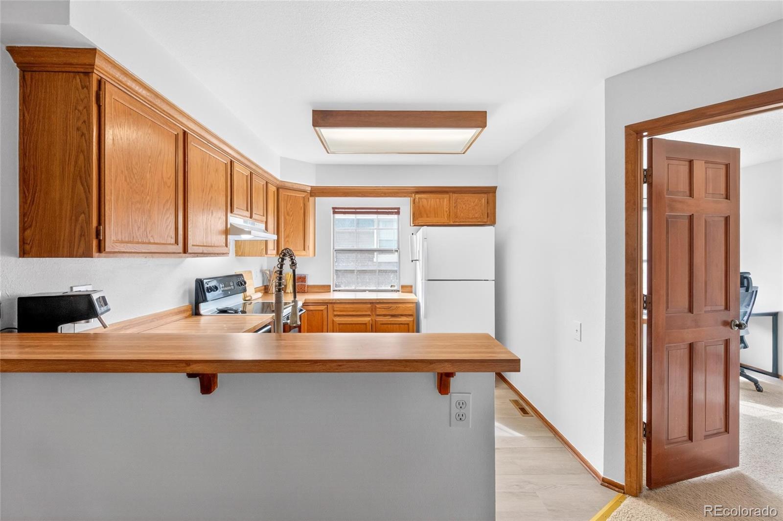 2082 S Helena Street Aurora CO 80013