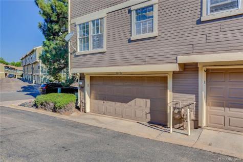 2082 S Helena Street Aurora CO 80013
