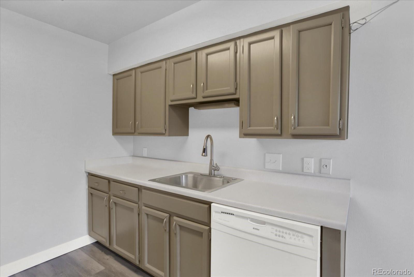 7395 E Eastman Avenue Denver CO 80231