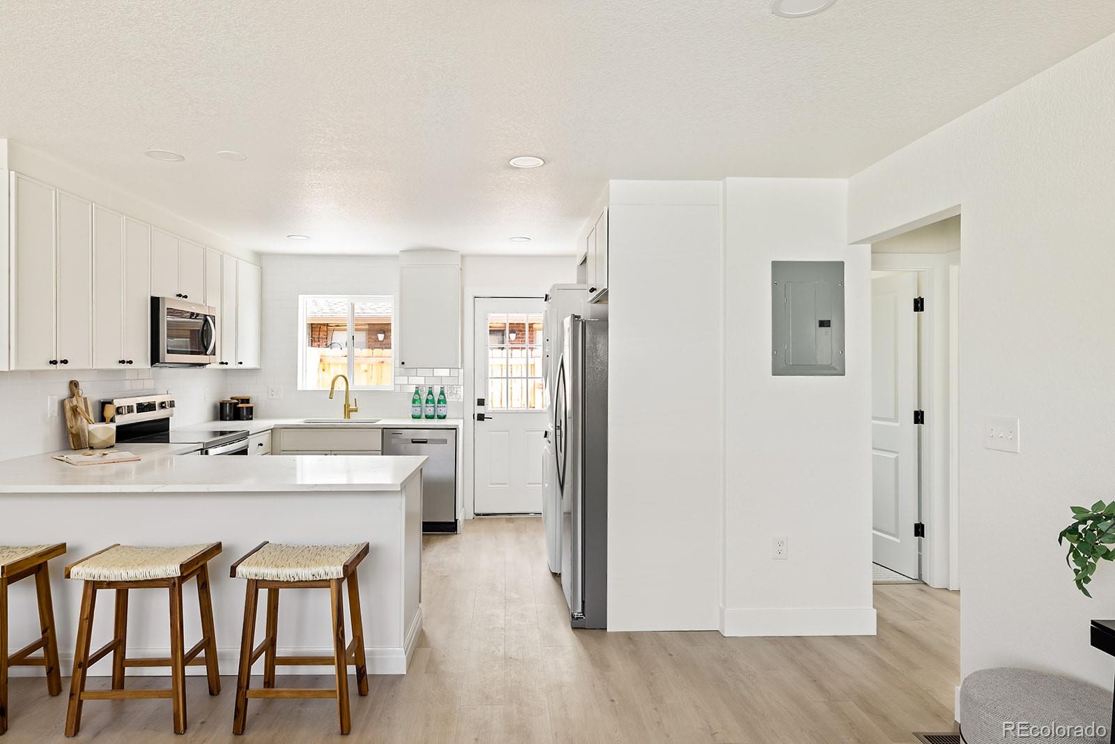 3213 N Steele Street Denver CO 80205