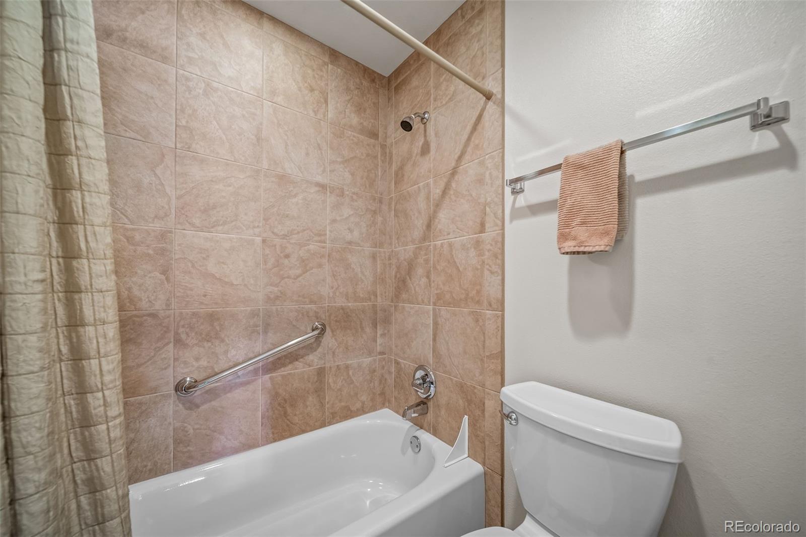 2598 E Geddes Place Centennial CO 80122