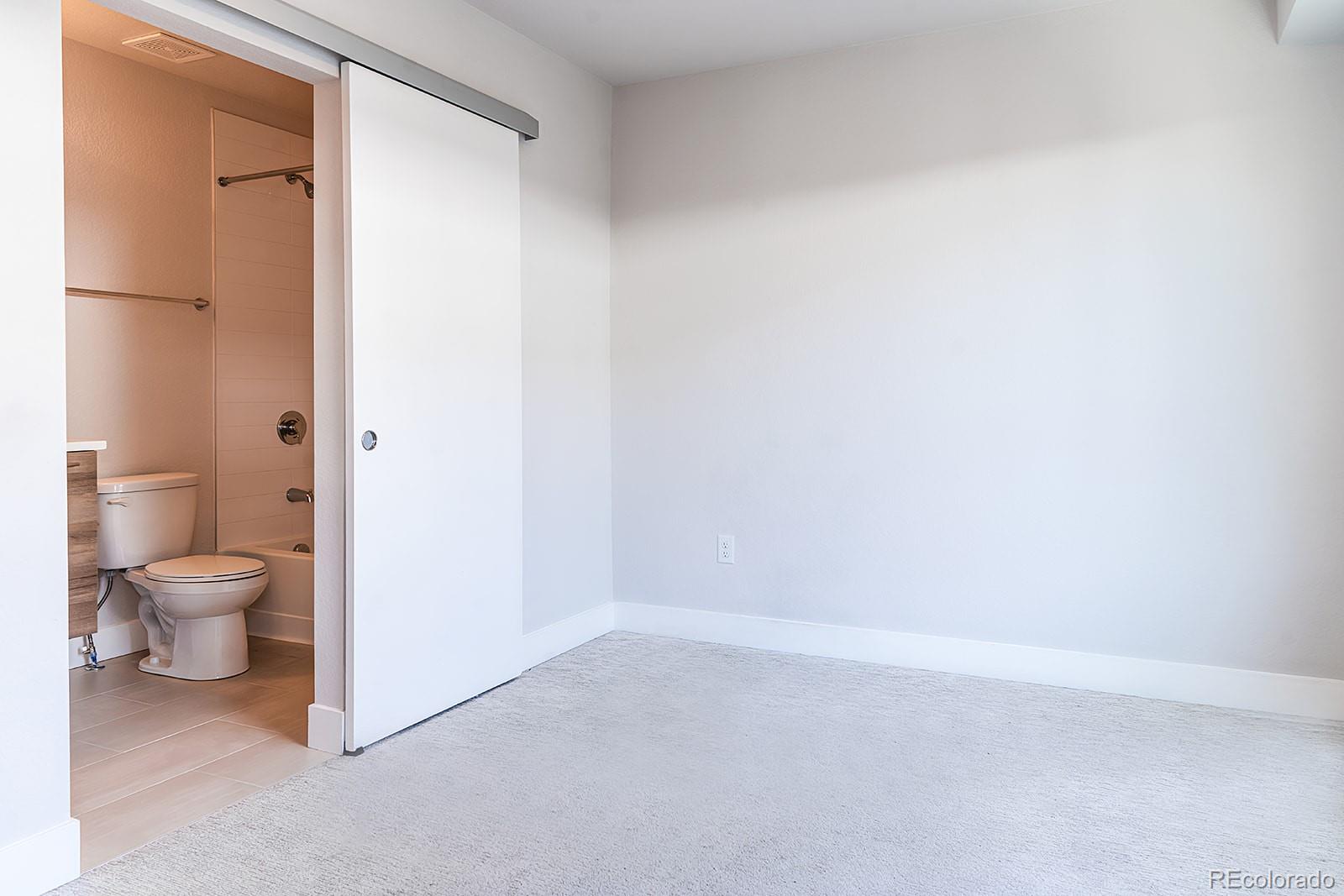 5532 W 10th Place Lakewood CO 80214