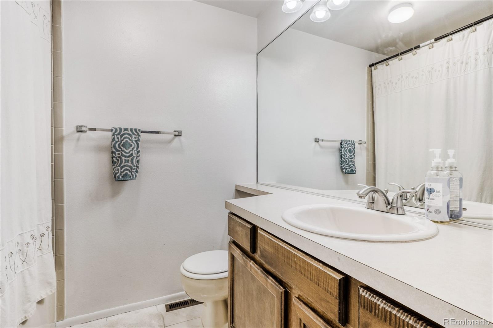 4363 S Blackhawk Way Aurora CO 80015