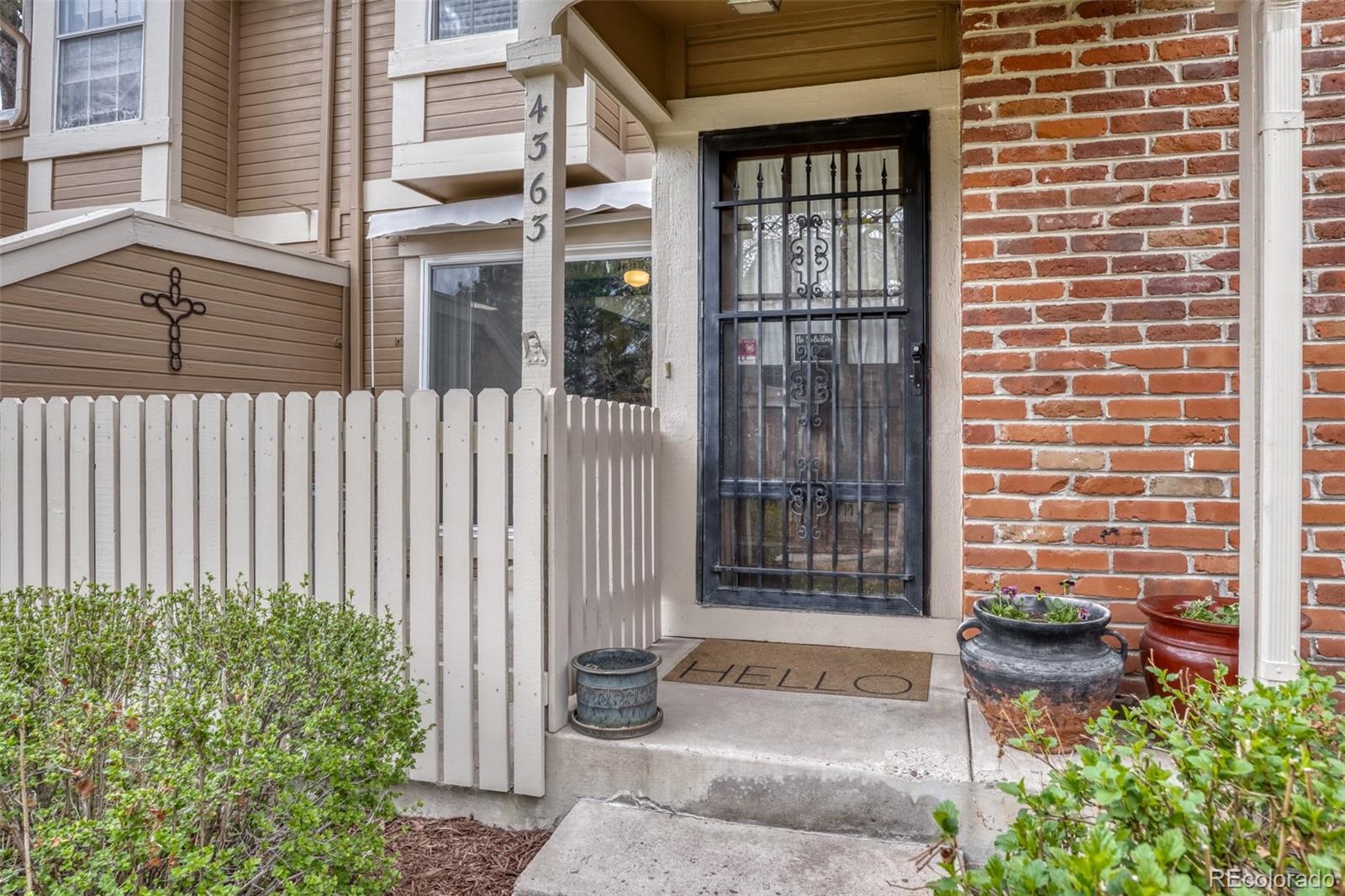 4363 S Blackhawk Way Aurora CO 80015