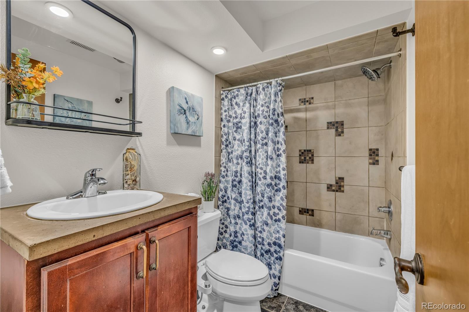 20 S Logan Street Denver CO 80209