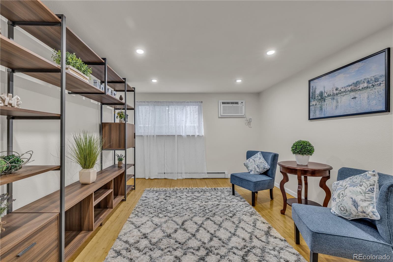 20 S Logan Street Denver CO 80209