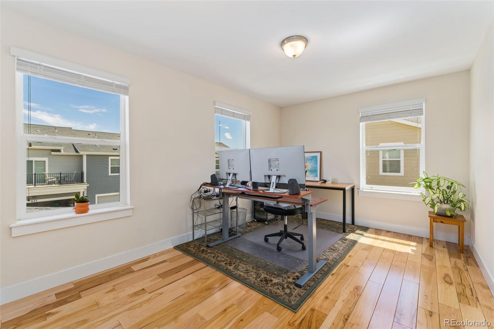 671 Robert Street Longmont CO 80503