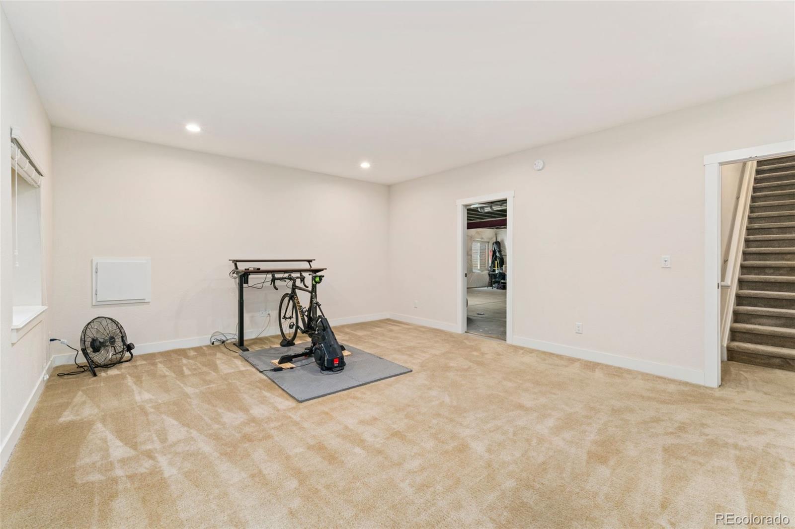 671 Robert Street Longmont CO 80503