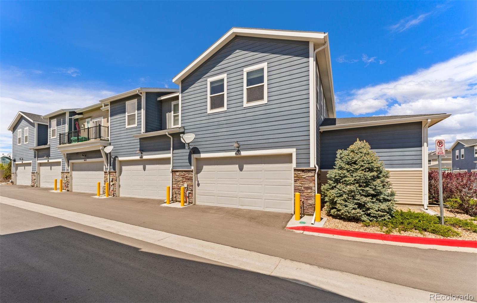671 Robert Street Longmont CO 80503