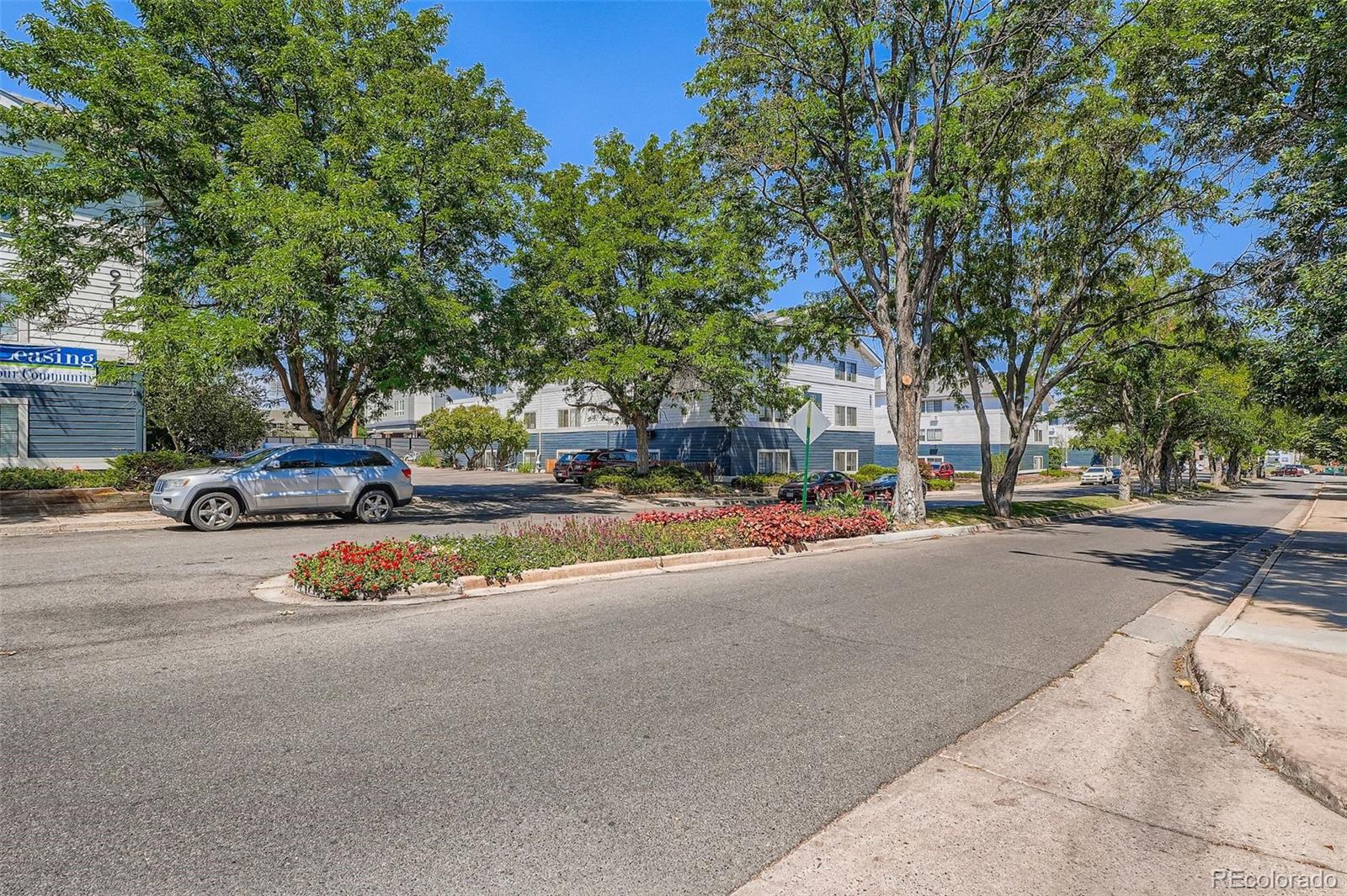 950 S Dahlia Street Denver CO 80246