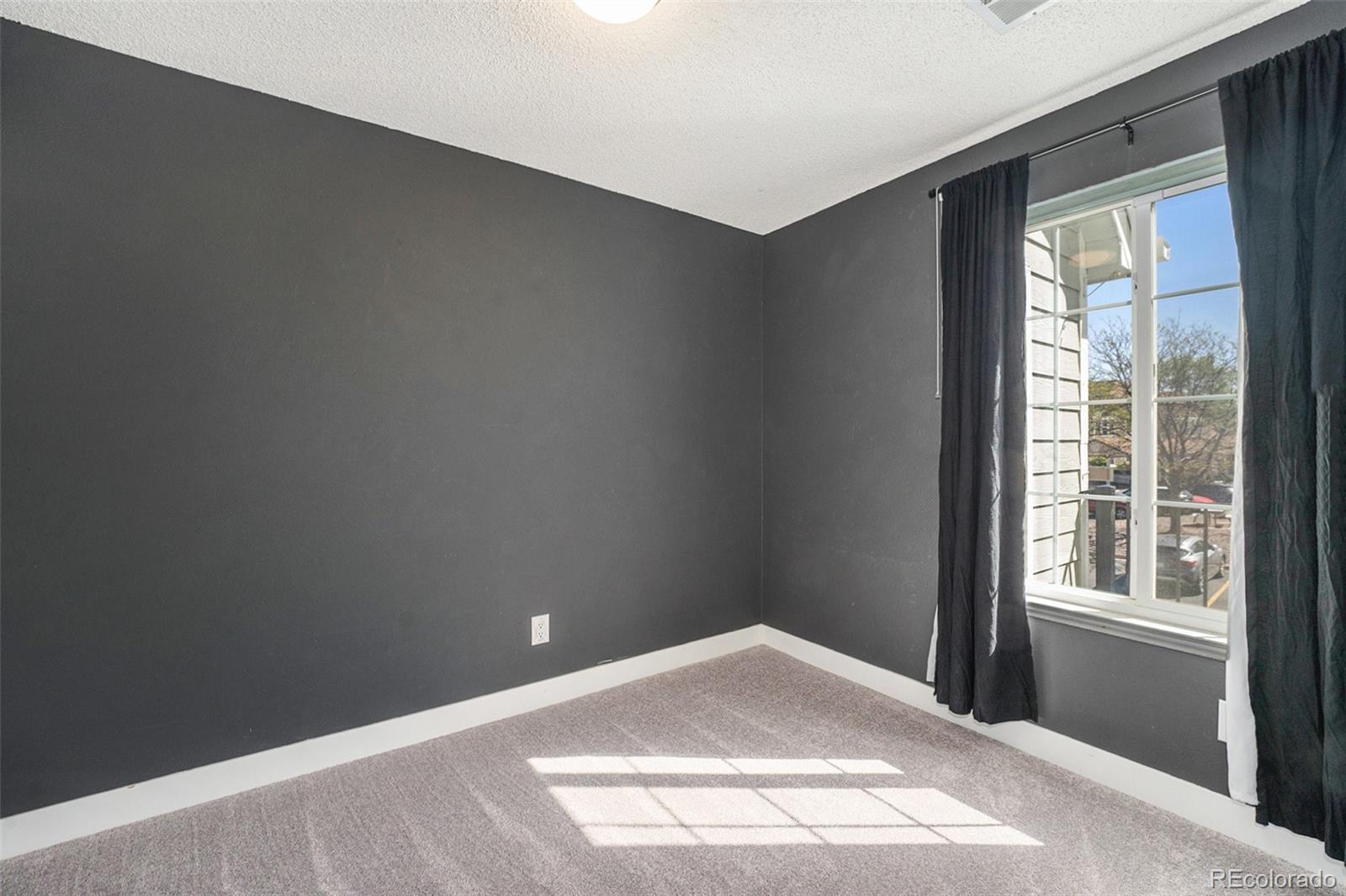 4076 S Carson Street Aurora CO 80014