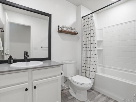 6717 4th Street Road Greeley CO 80634