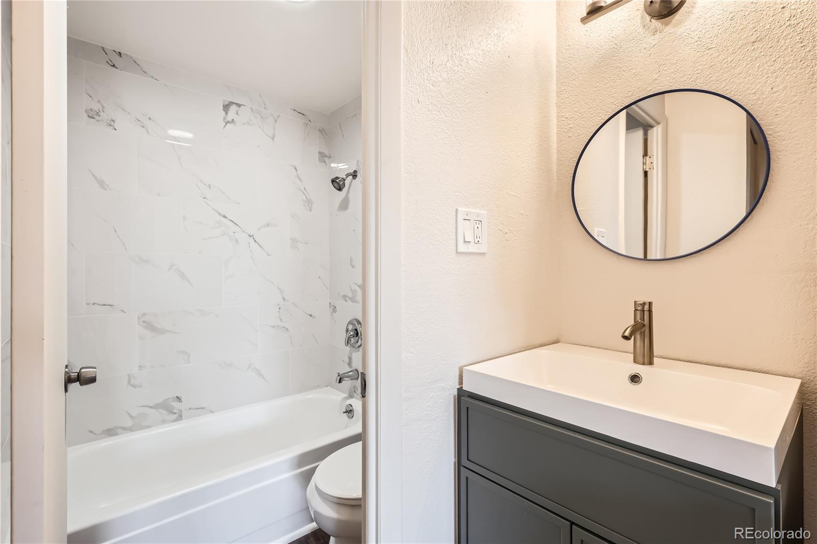 1302 S Parker Road Denver CO 80231