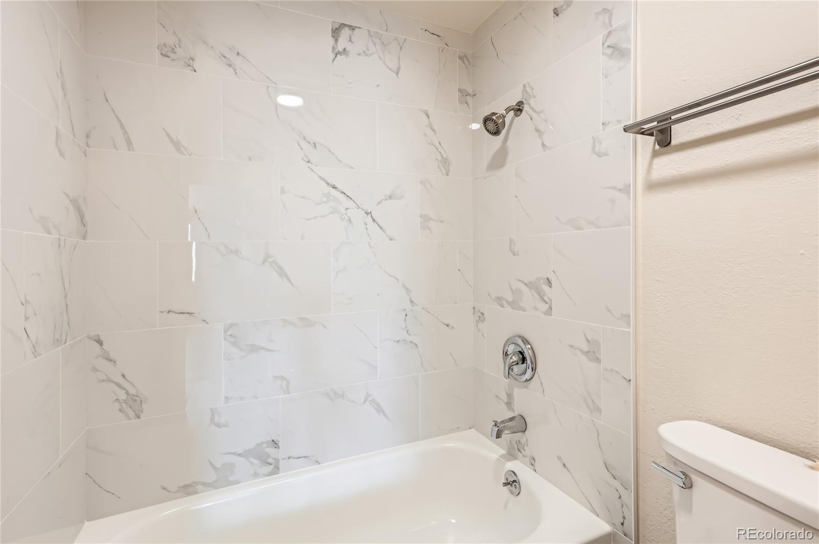 1302 S Parker Road Denver CO 80231