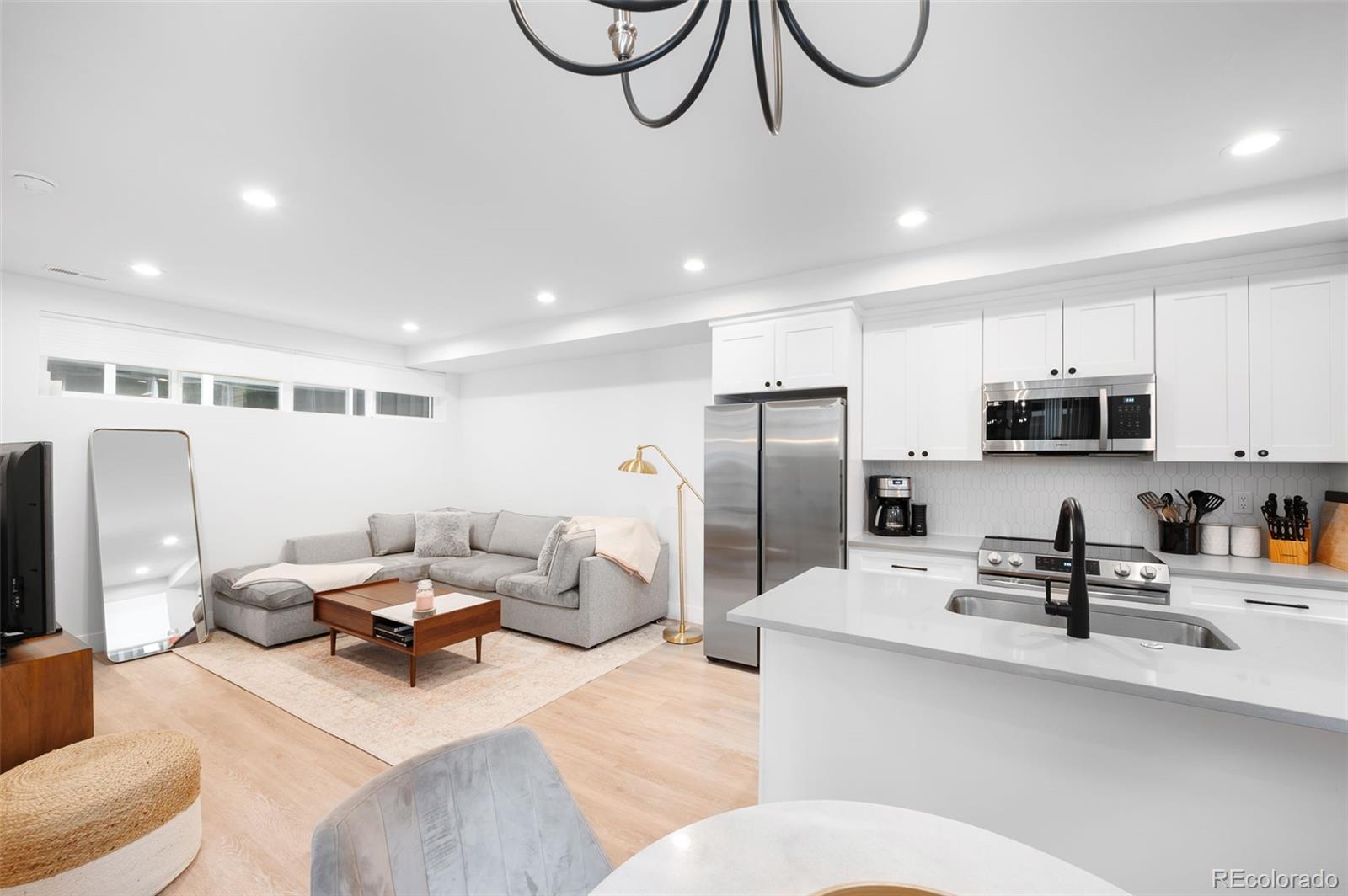 2282 S Dexter Street Denver CO 80222