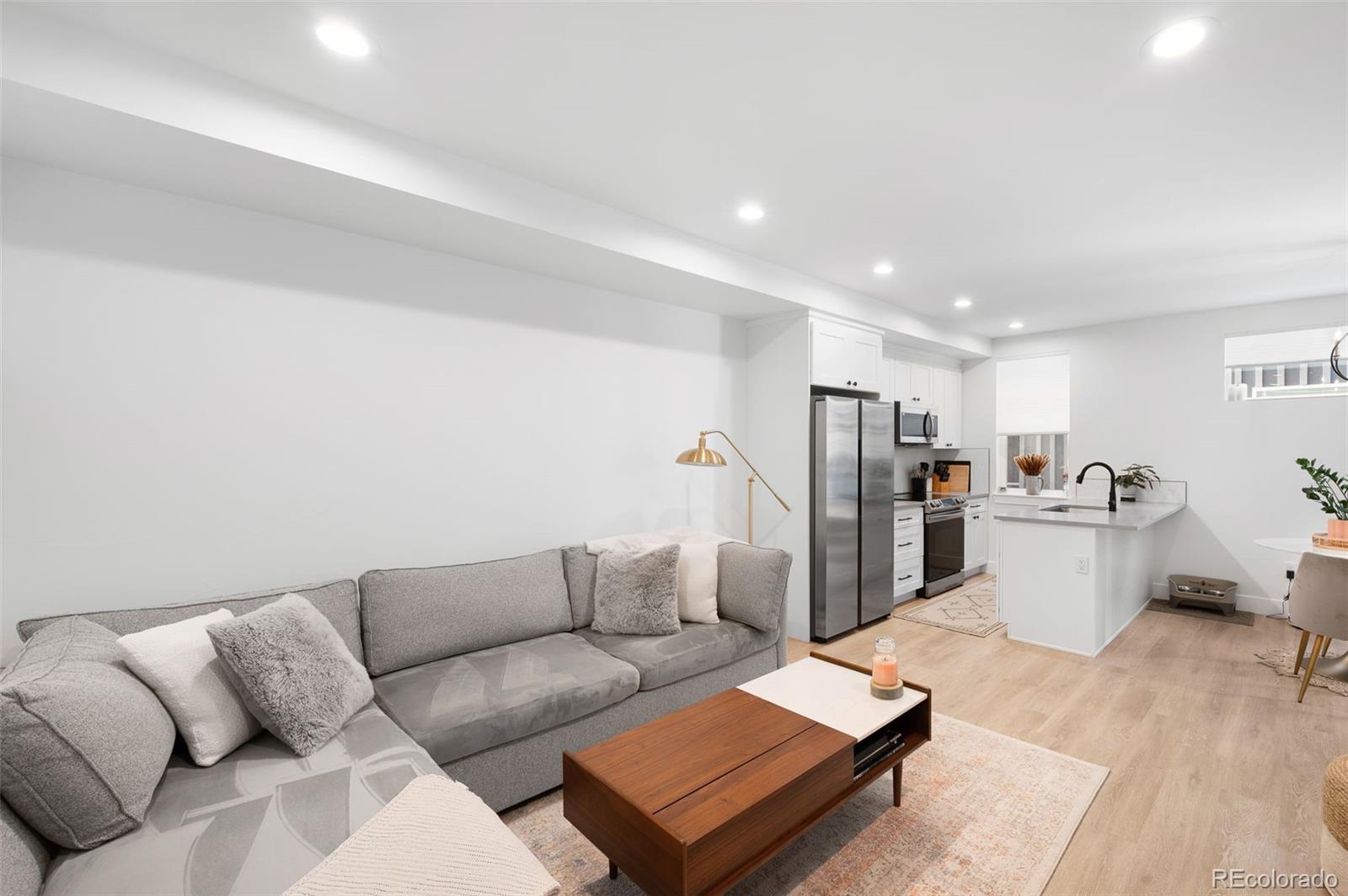2282 S Dexter Street Denver CO 80222
