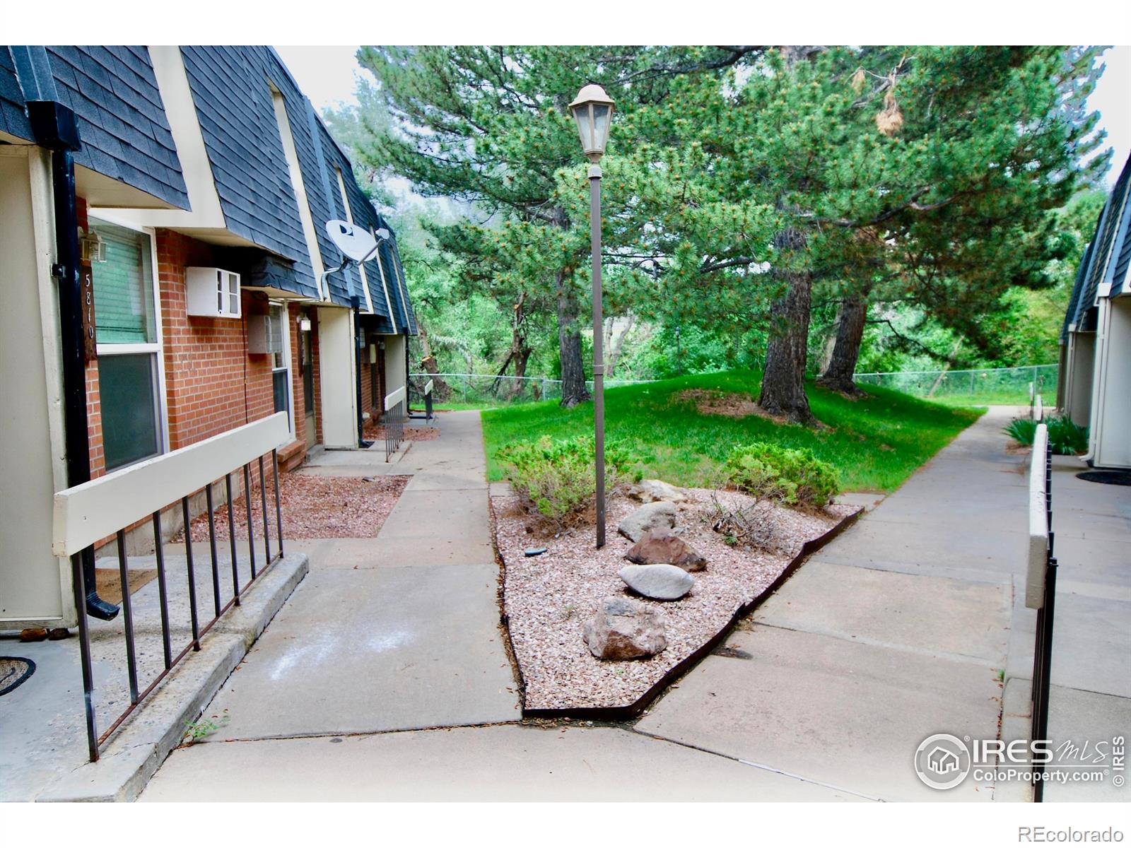 5808 S Pearl Street Centennial CO 80121