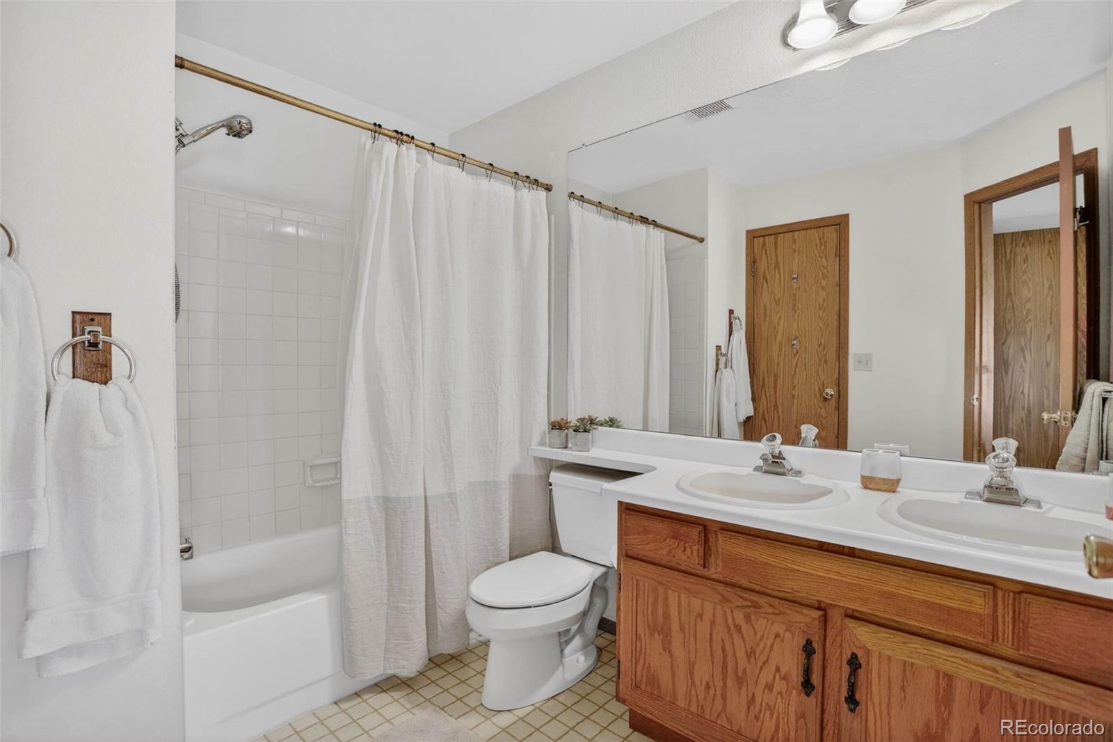 10809 Bayfield Way Parker CO 80138