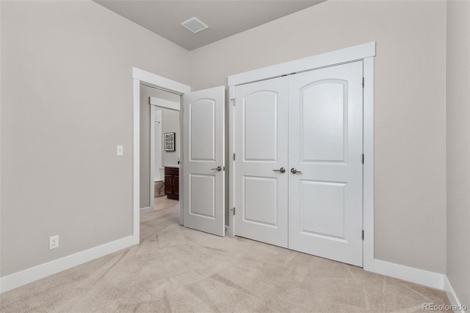 10080 E 59th Drive Denver CO 80238