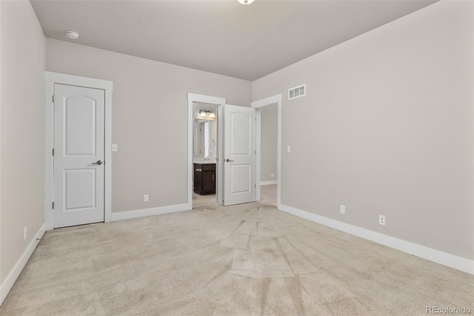 10080 E 59th Drive Denver CO 80238